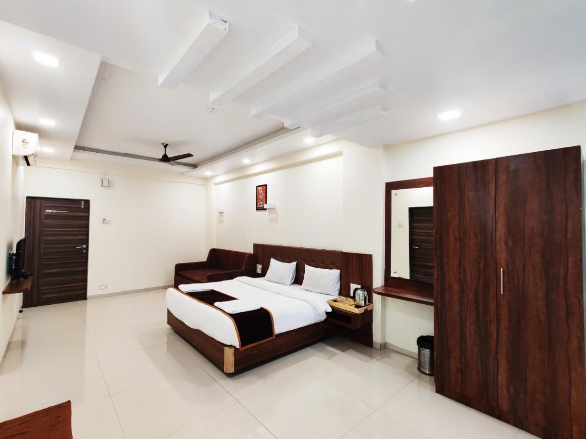 Arya Resort And Spa Mahabaleshwar Exterior photo