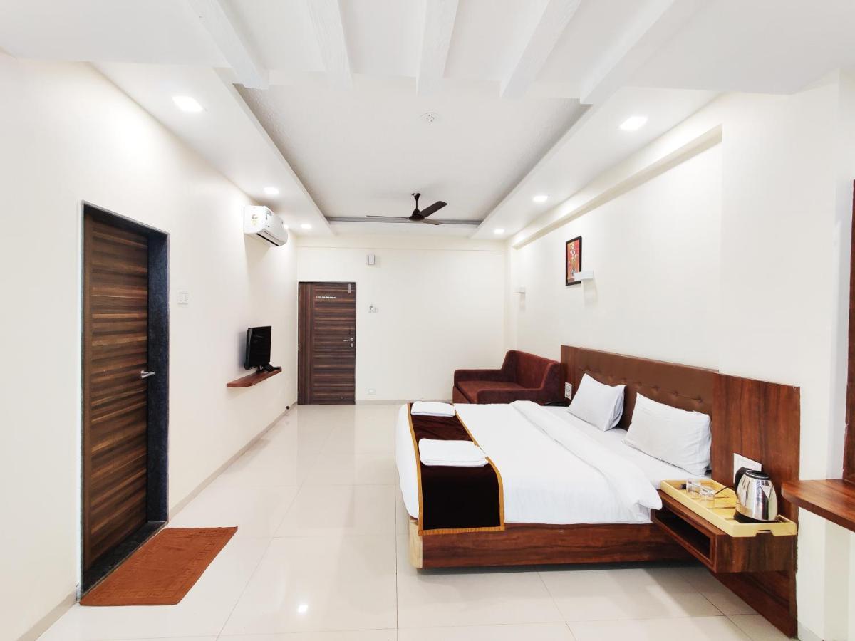 Arya Resort And Spa Mahabaleshwar Exterior photo