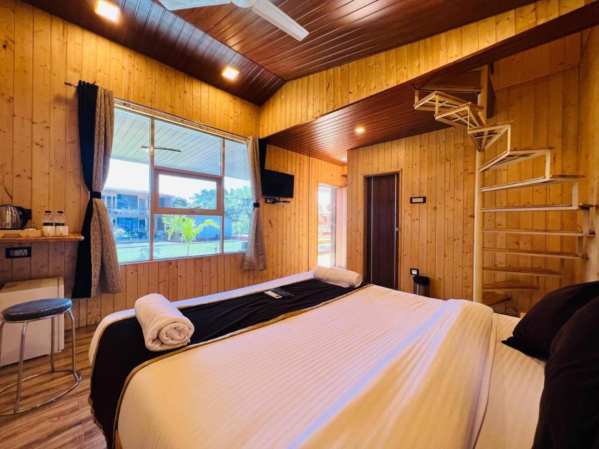 Arya Resort And Spa Mahabaleshwar Exterior photo